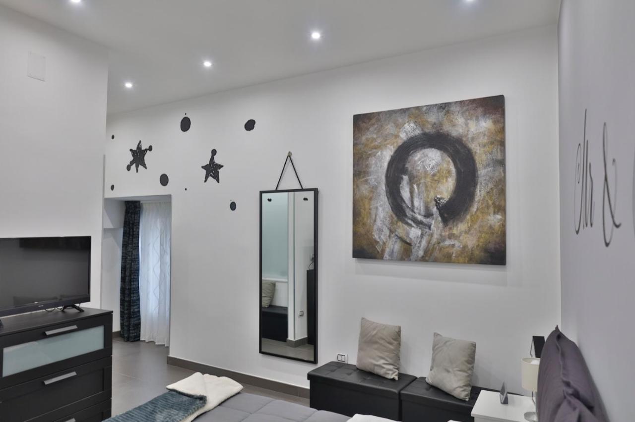 Residenza Napoli Centrale מראה חיצוני תמונה